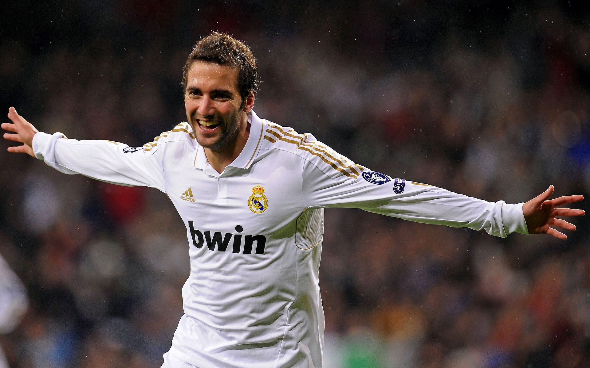 维尼修斯：皇马边路快马，巴西天才的璀璨崛起