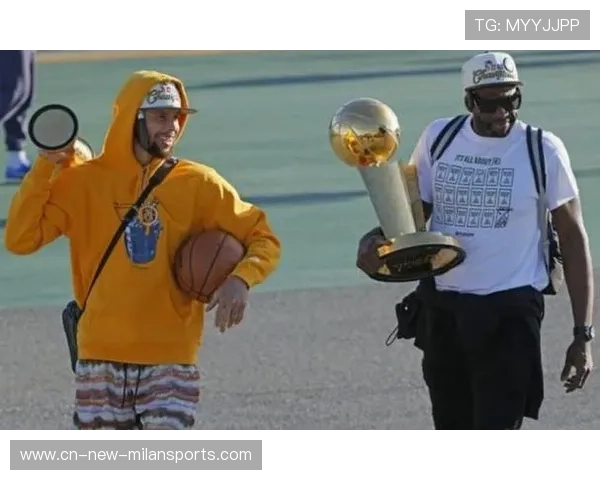 勇士队追逐联盟最高荣誉，不容有失，勇士联盟第一